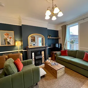  Apartment The Prestbury Annexe