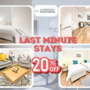  Apartment Premium Offer L Last-minute Escape L Aj L High Street L Parking L Ideal For Short Or Long - Town Centre Apartment, 4 Beds, 1 Bathroom
